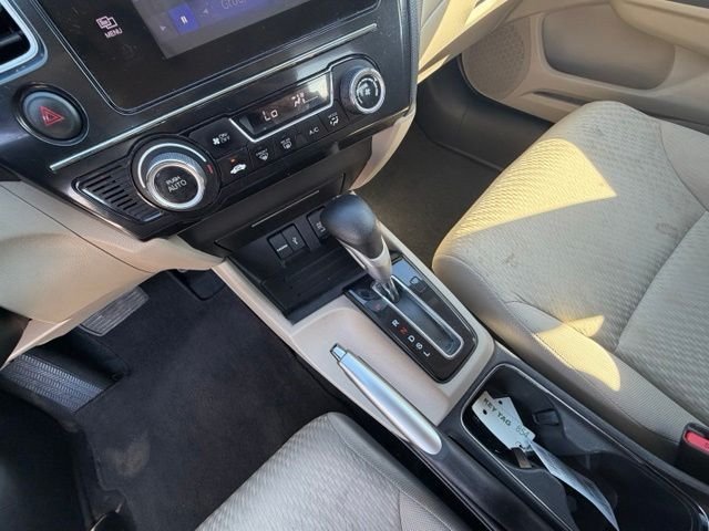 Used 2015 White Honda EX image 33
