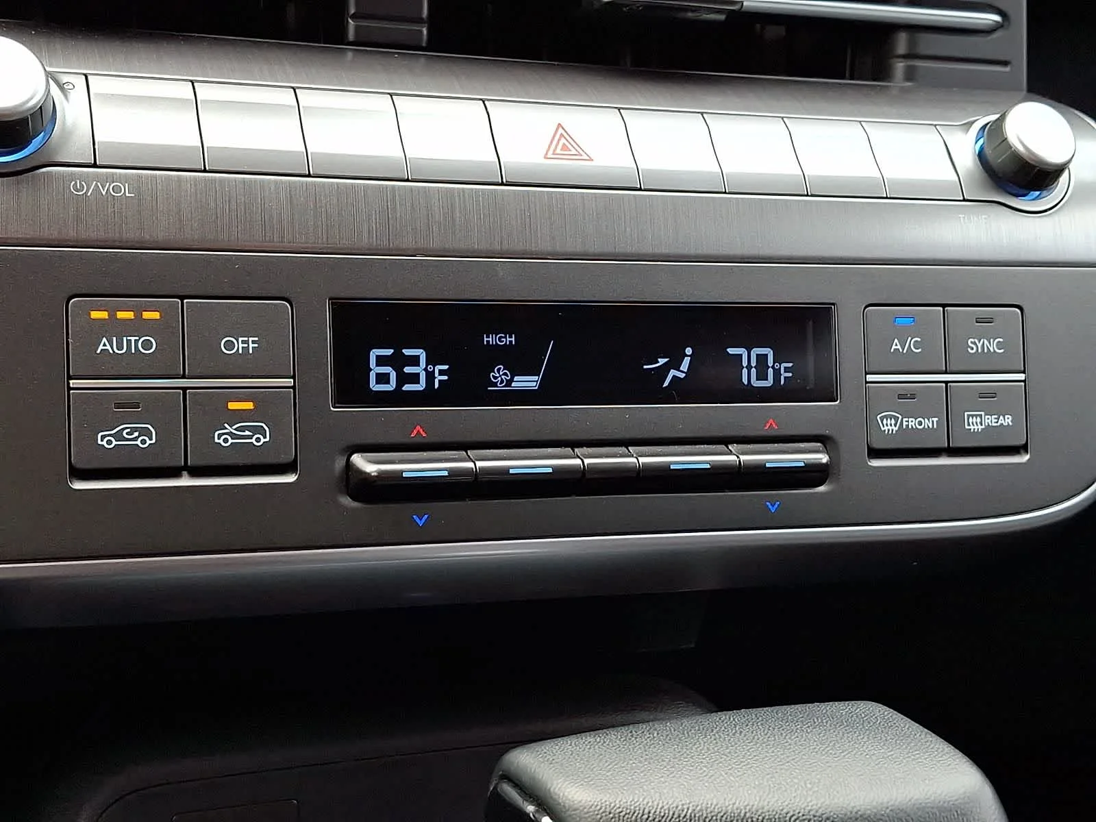 Used 2025 Soultronic Orange Pearl Hyundai SEL image 14