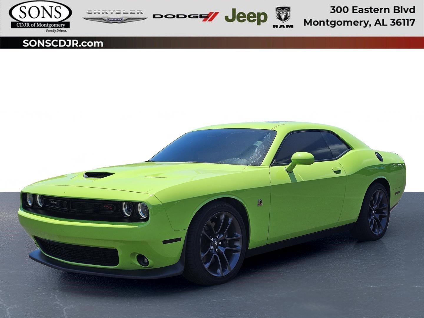 2023 Dodge Challenger R/T Scat Pack's photo