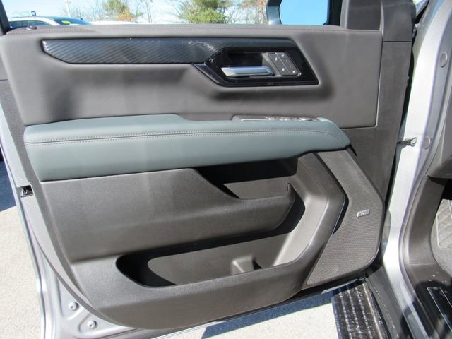 2026 GMC Yukon XL AT4 - Photo 9