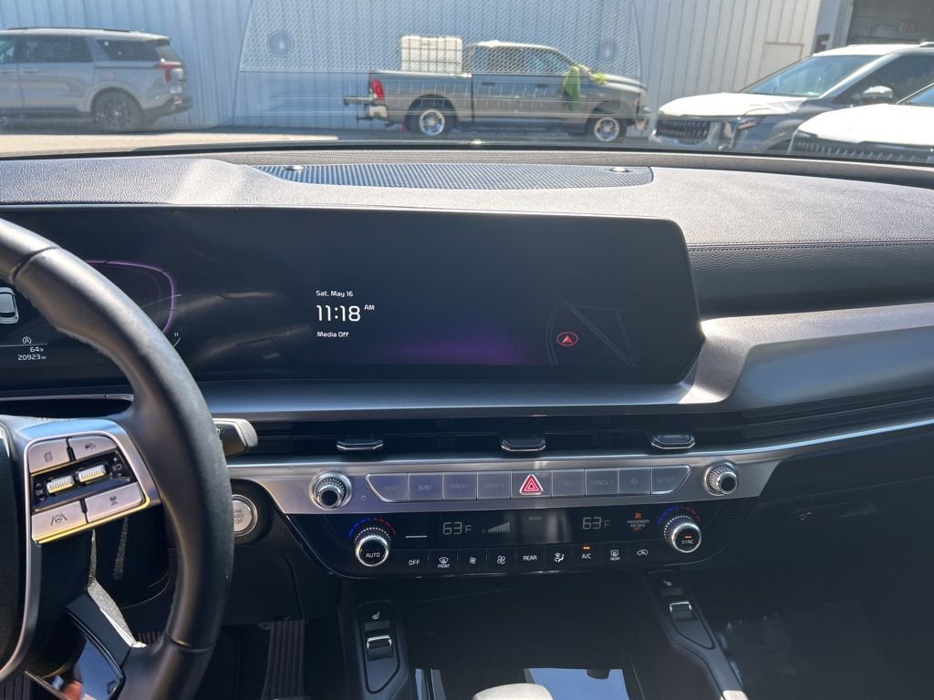Used 2024 Black Kia S image 15