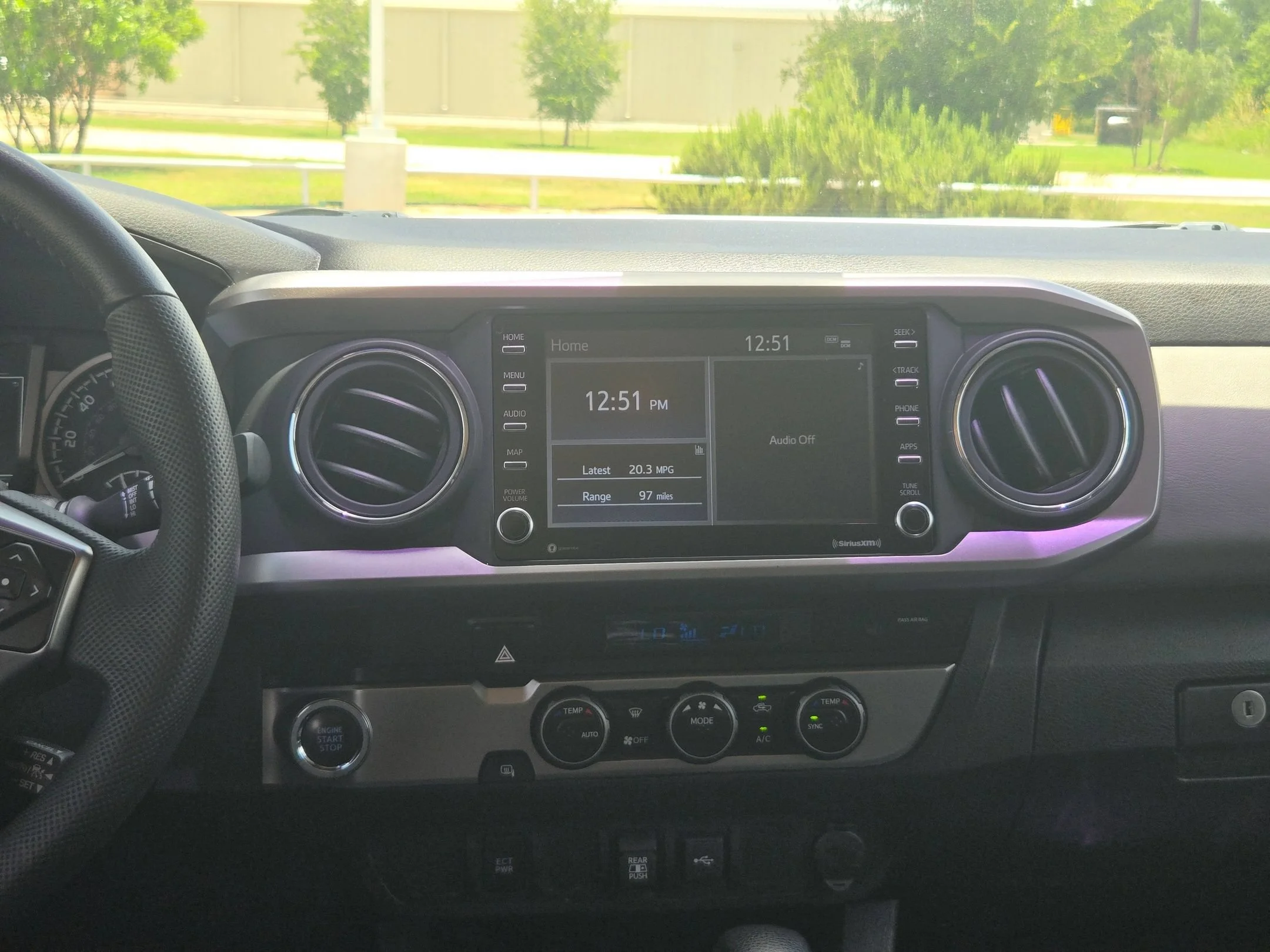 Used 2023 White Toyota SR5 image 16