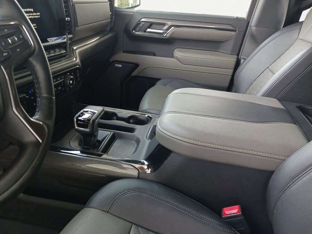 Used 2025 Summit White Chevrolet ZR2 image 11
