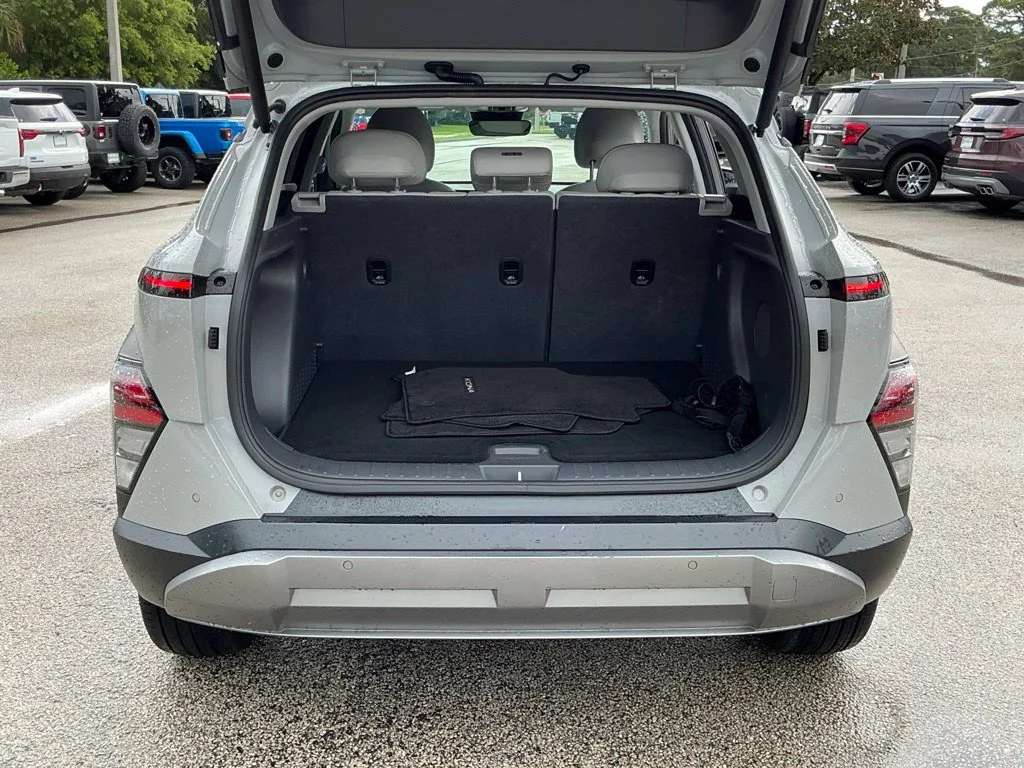 Used 2025 Gray Hyundai Limited image 19
