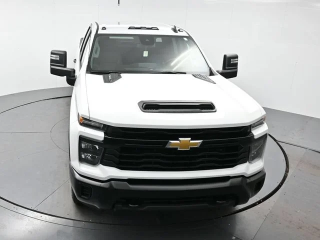 Used 2024 Summit White Chevrolet WT image 28