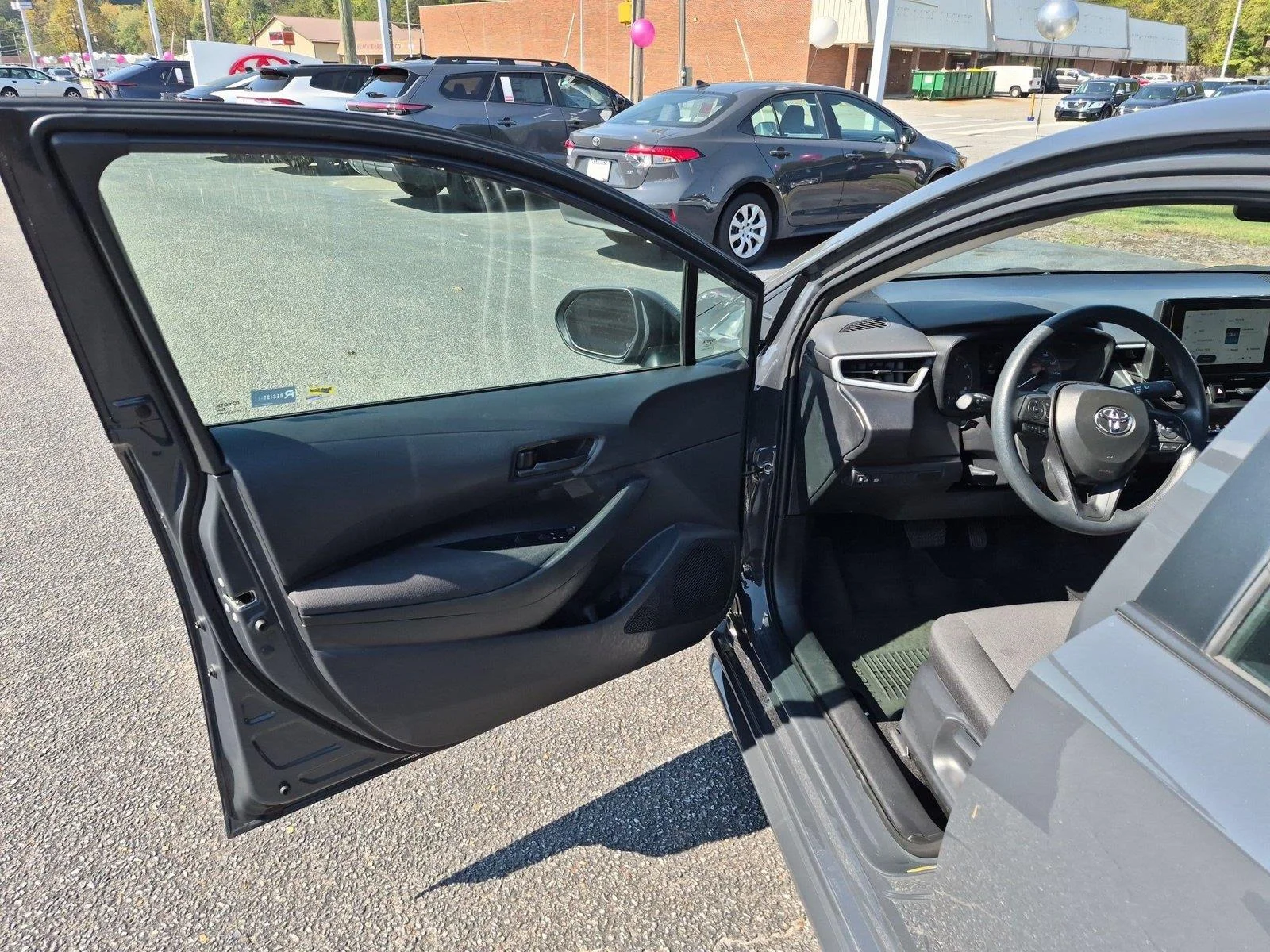 Used 2025 Underground Toyota LE image 14