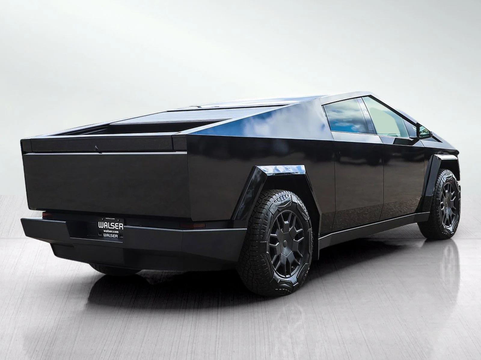 Used 2024 Black Tesla Foundation image 5