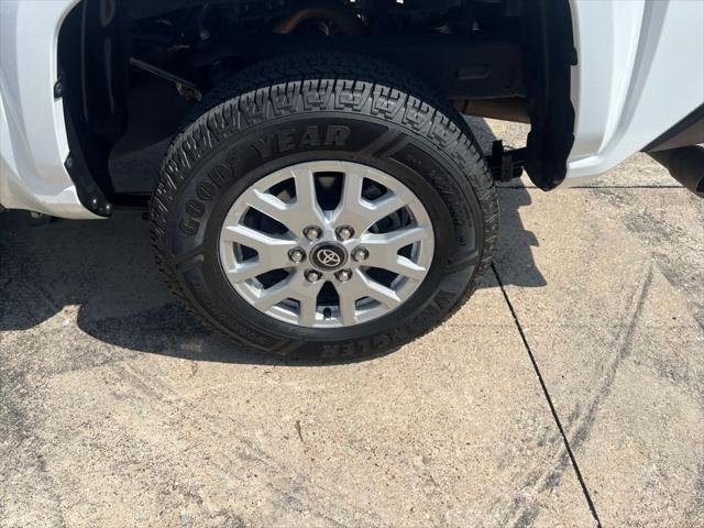 Certified Used 2024 ICE CAP Toyota  image 7