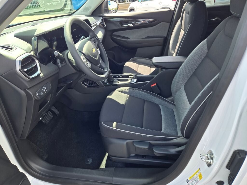 2026 Chevrolet Trailblazer LS - Photo 15