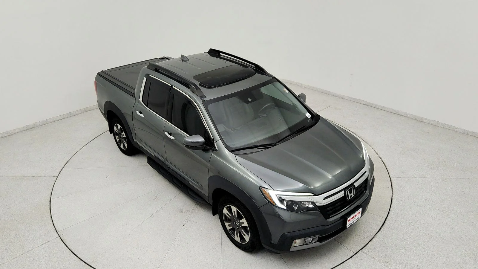 Used 2019 Silver Honda RTL-E image 17