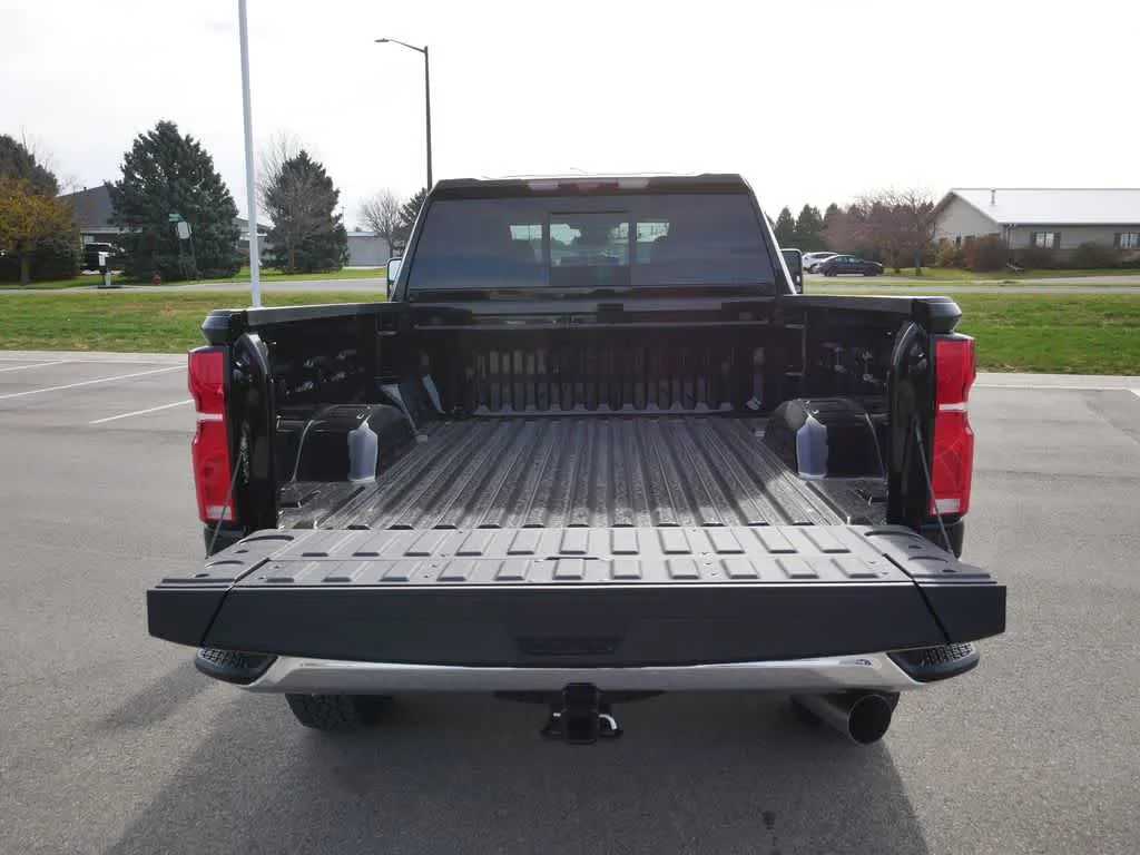 2026 Chevrolet Silverado 3500 HD LTZ - Photo 5