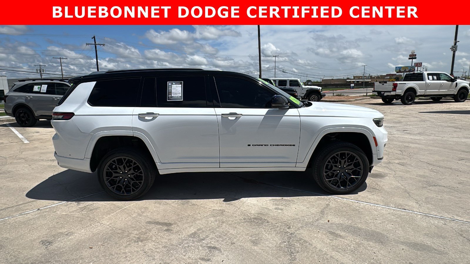 Used 2023 Bright White Clearcoat Jeep Summit image 4