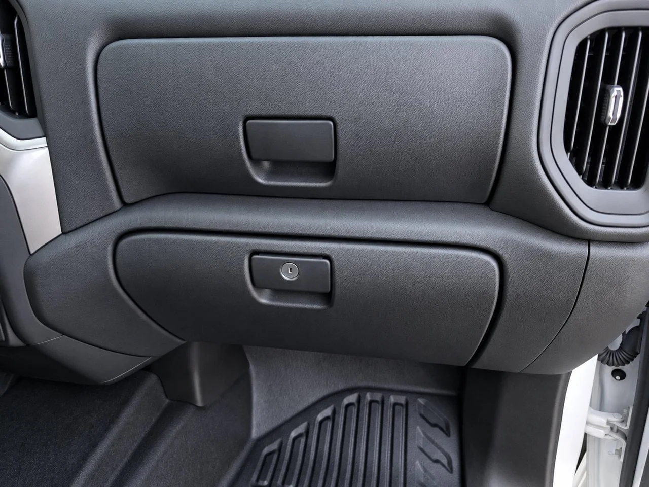 Used 2024 Summit White Chevrolet Work Truck image 31