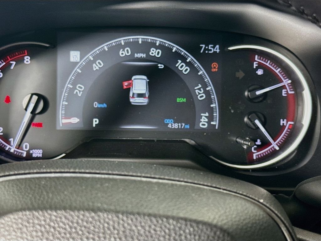 Used 2024 Magnetic Gray Metallic Toyota XLE Premium image 13