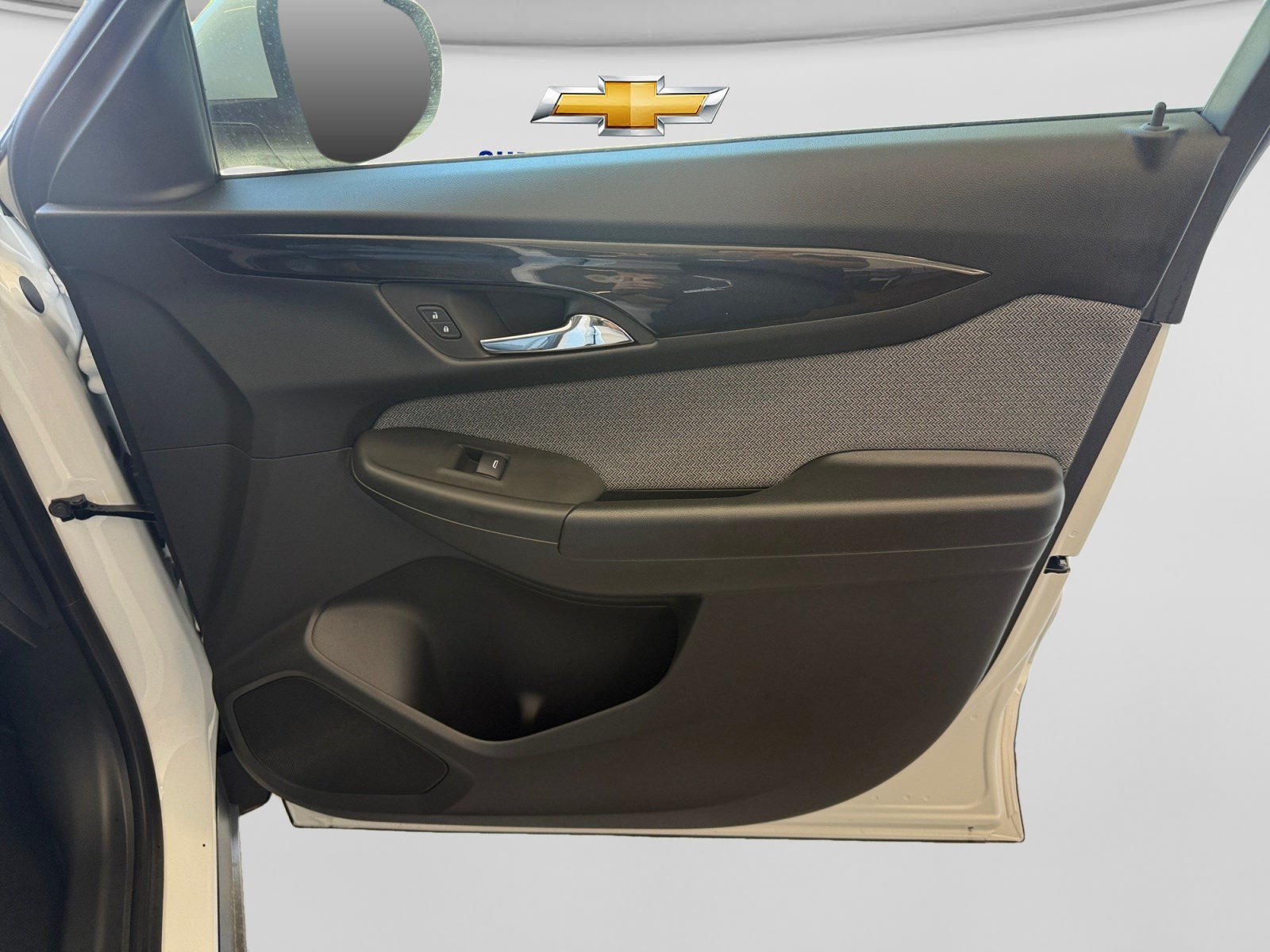 New 2026 Summit White Chevrolet LT image 14