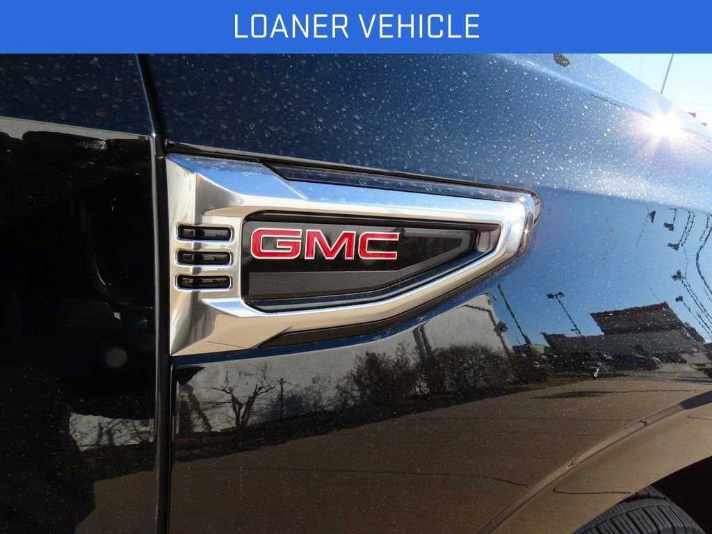 2026 GMC Yukon XL Denali - Photo 9
