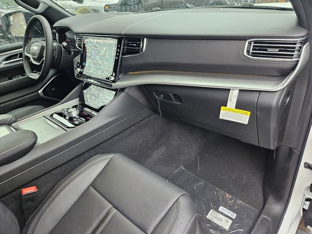 New 2026 Bright White Clearcoat Jeep Limited Reserve image 18