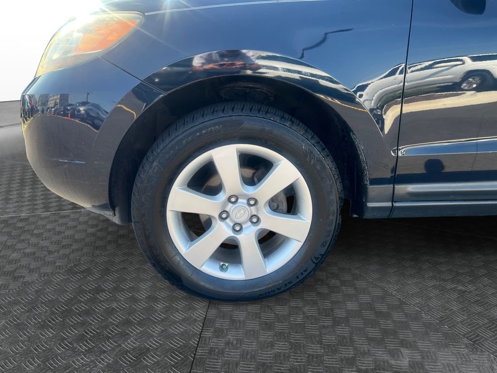 Used 2007 Ebony Black Hyundai Limited image 14