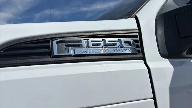 Used 2022  Ford NA image 42