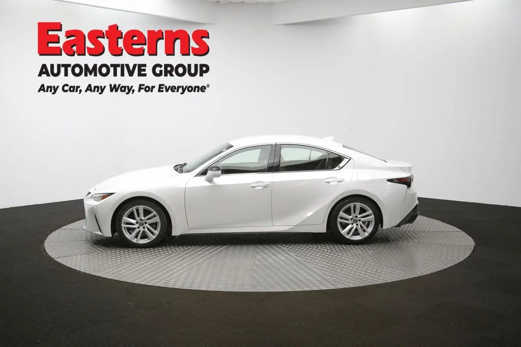 Used 2021  Lexus 300 image 58