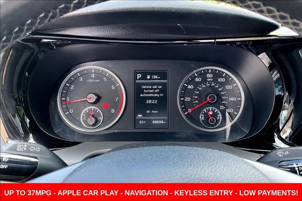 Used 2023 Gray Kia GT-Line image 15