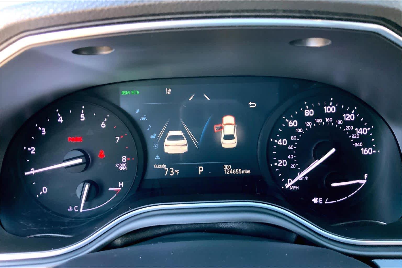 Used 2019 Wind Chill Pearl Toyota XLE image 26