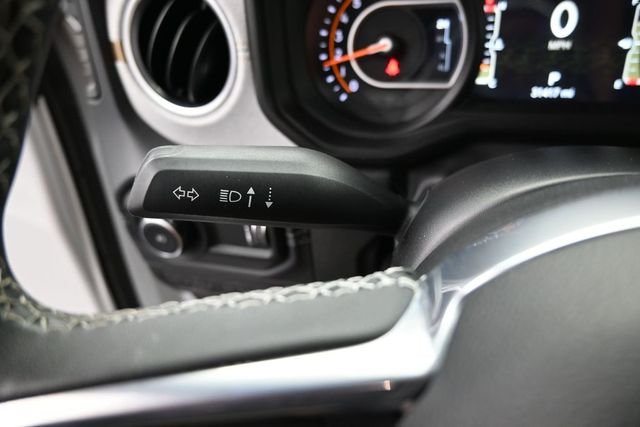 Used 2025 White Jeep Sahara image 30