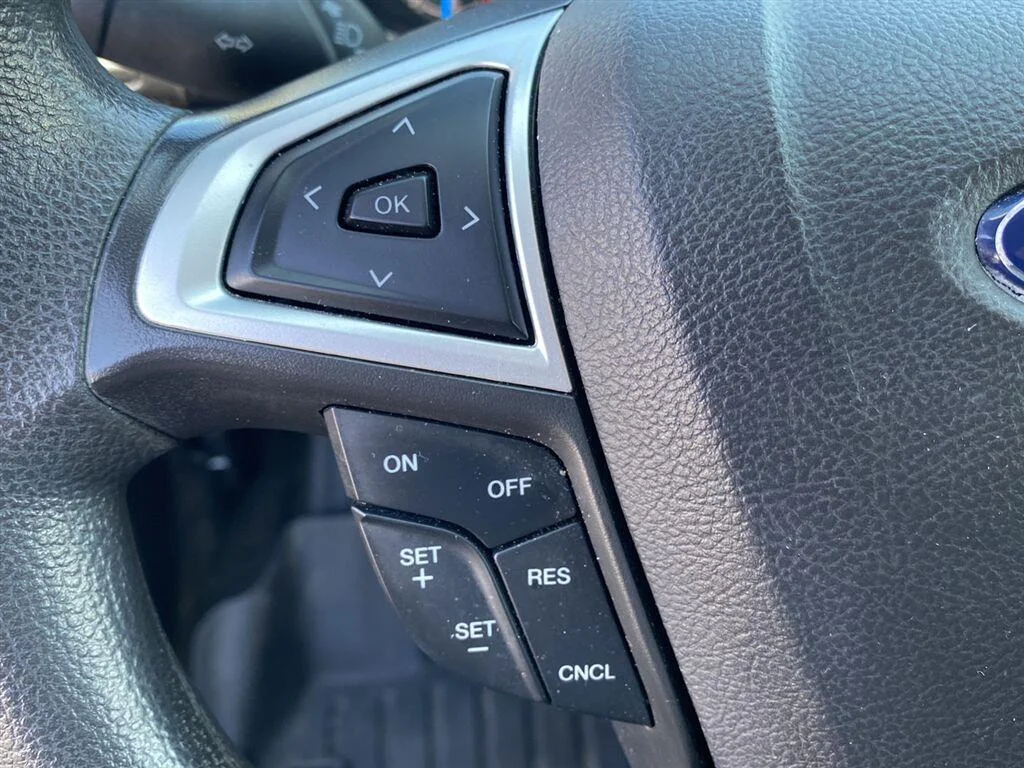 Used 2016 Guard Ford SE image 19