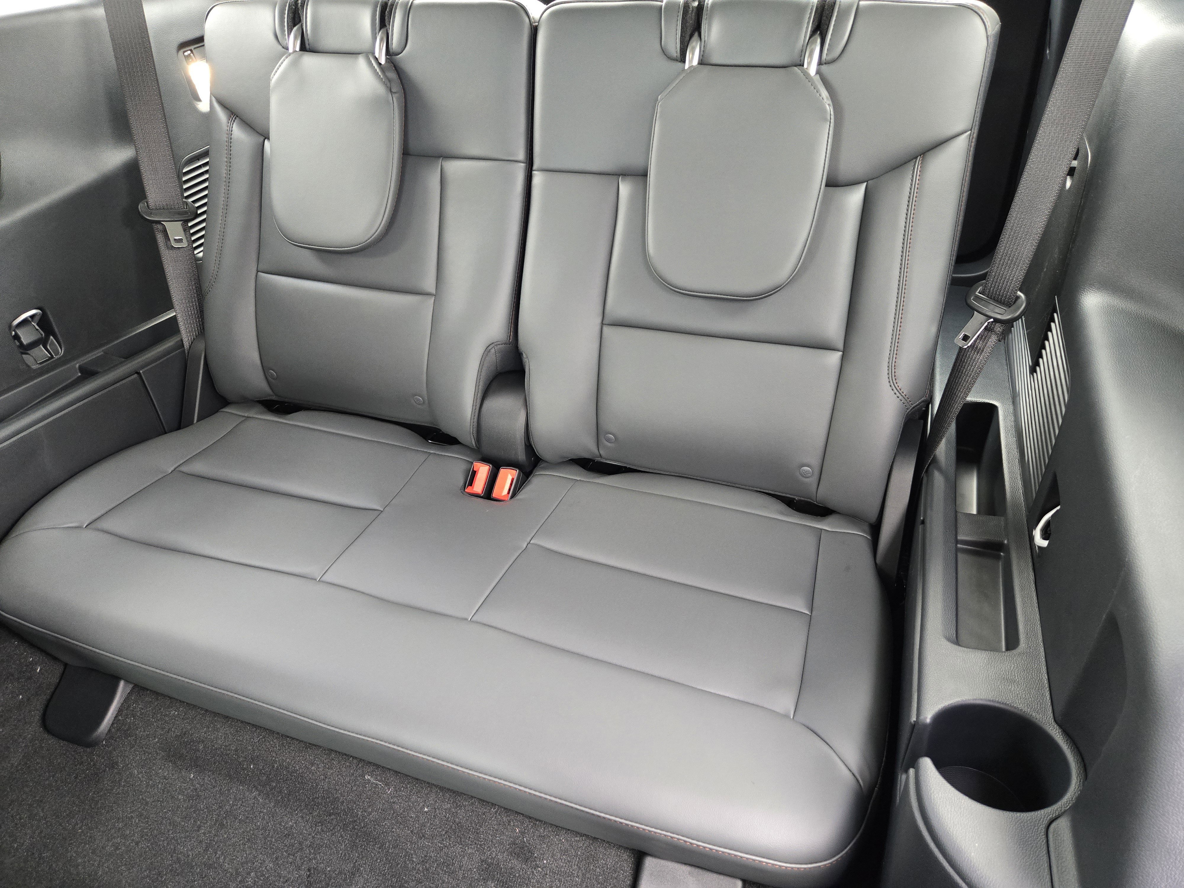 New 2026 Carbonized Gray Metallic Ford Active image 19