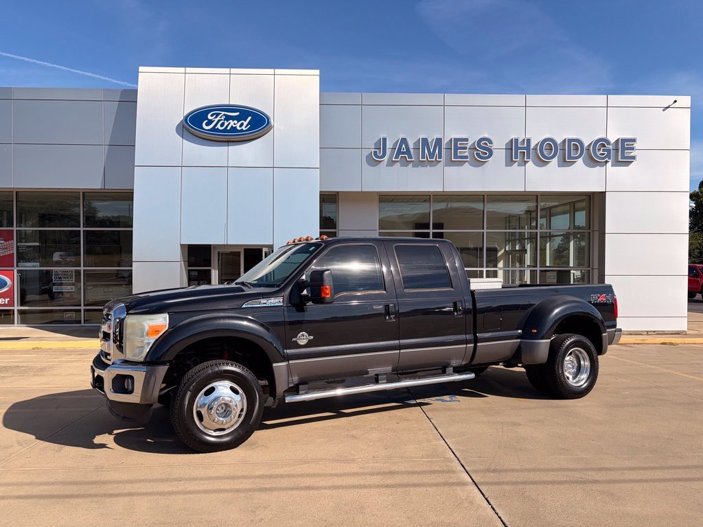 Used 2011 Black Ford Lariat image 1
