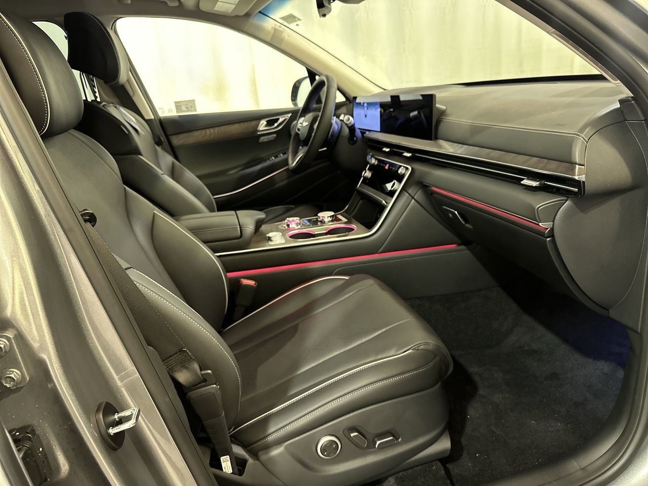 New 2026 Savile Silver Genesis 2.5T PRESTIGE image 15