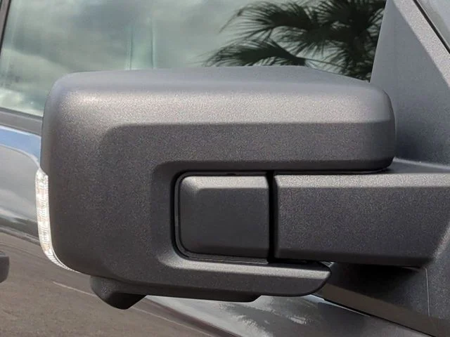 New 2026 Carbonized Gray Metallic Ford XLT image 12
