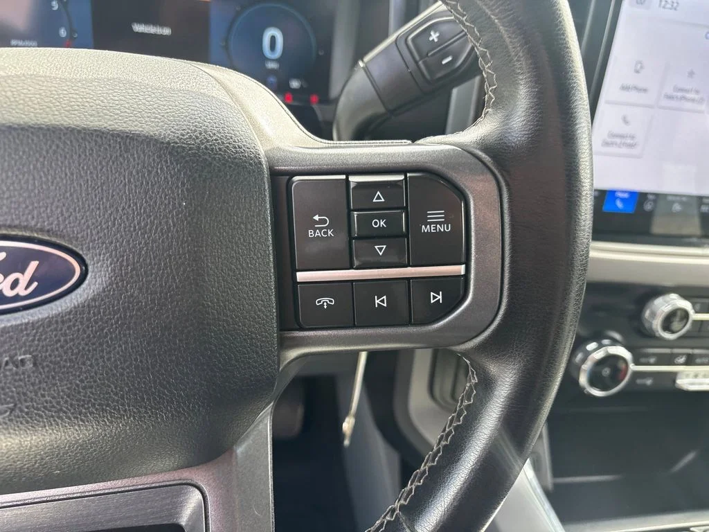Used 2024 Black Ford XLT image 14