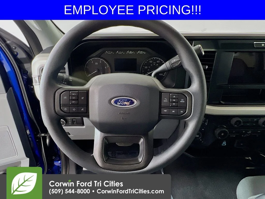 New 2026 Blue Ford XLT image 8
