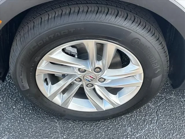 New 2026 Summit White Buick Preferred image 18