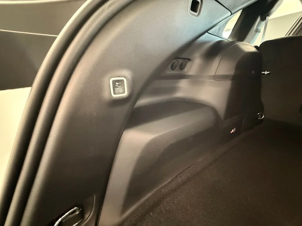 2025 Jeep Wagoneer S Limited - Photo 9
