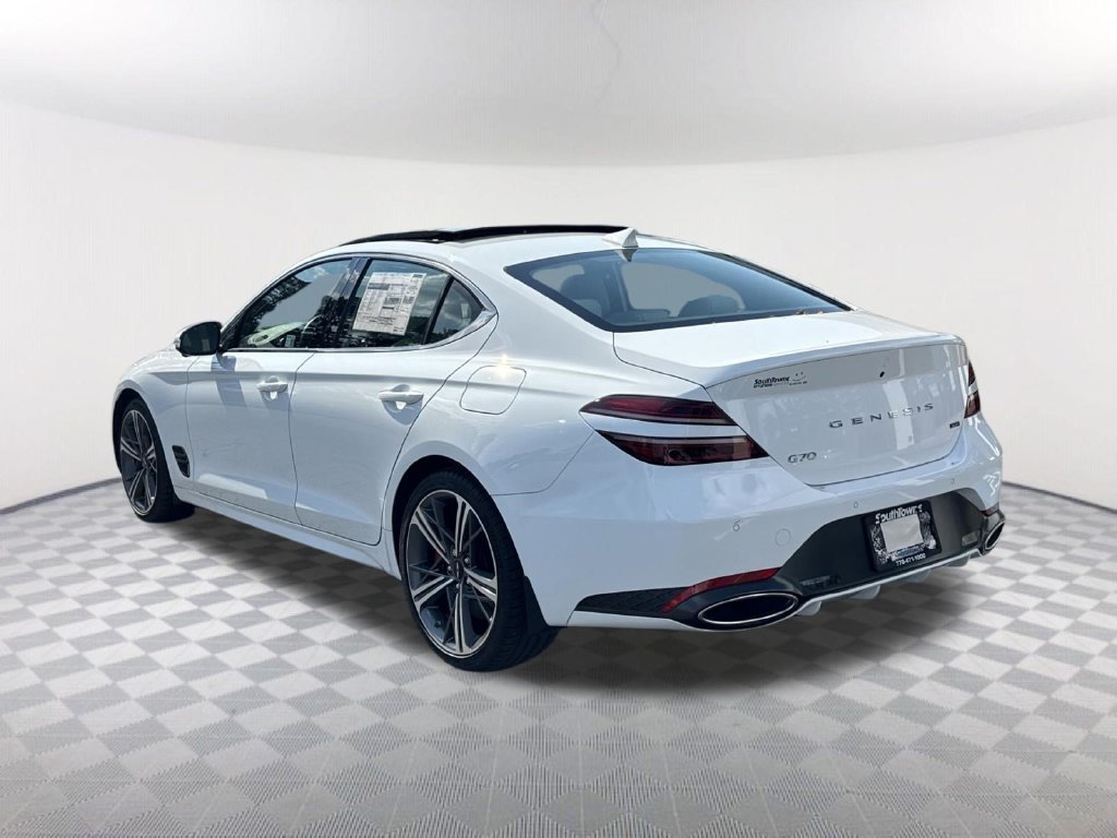 Used 2025 White Genesis 3.3T Sport Advanced image 7