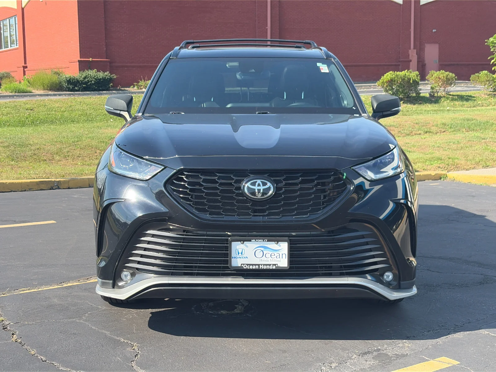 Used 2021 Midnight Black Metallic Toyota XSE image 8