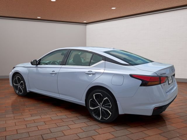 Used 2024 Gray Nissan 2.5 SR image 26