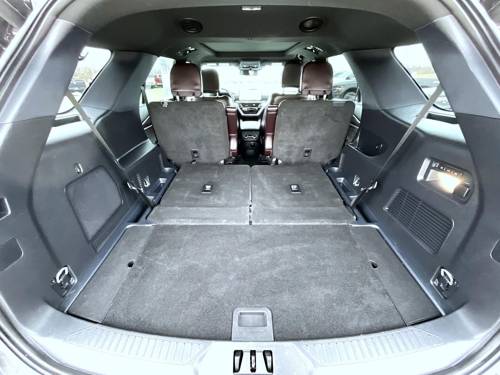Used 2025 Black Ford Platinum image 26