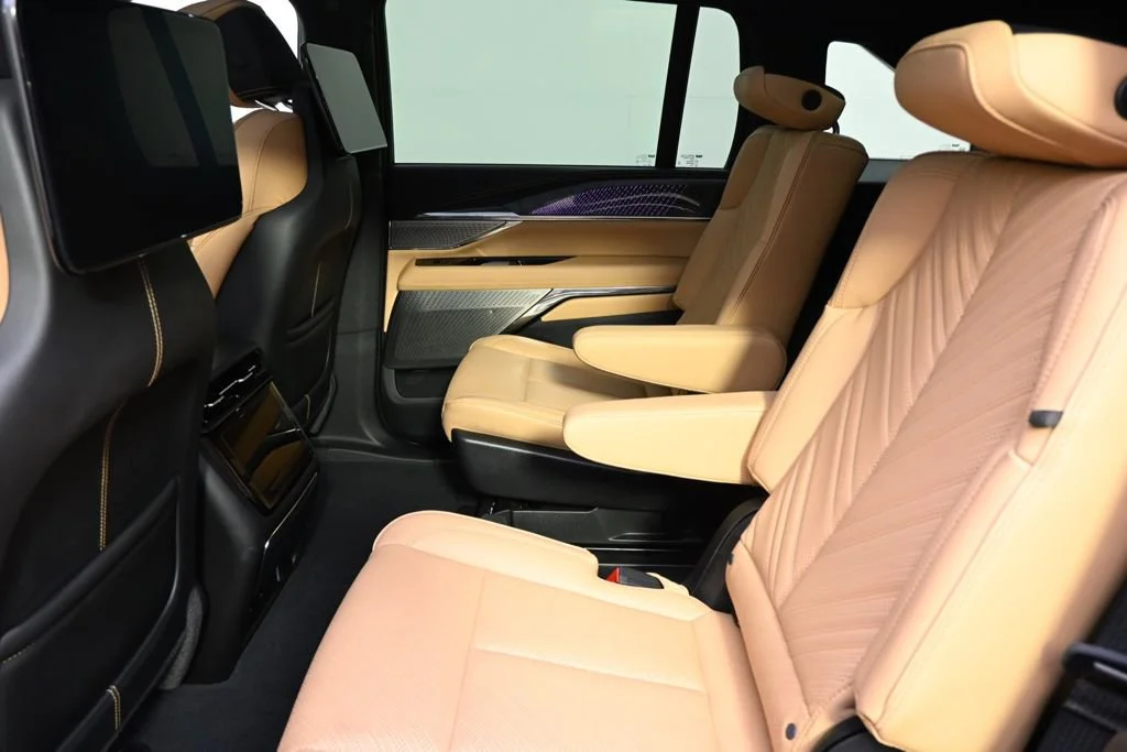 2025 Cadillac Escalade IQ Luxury 2 - Photo 21