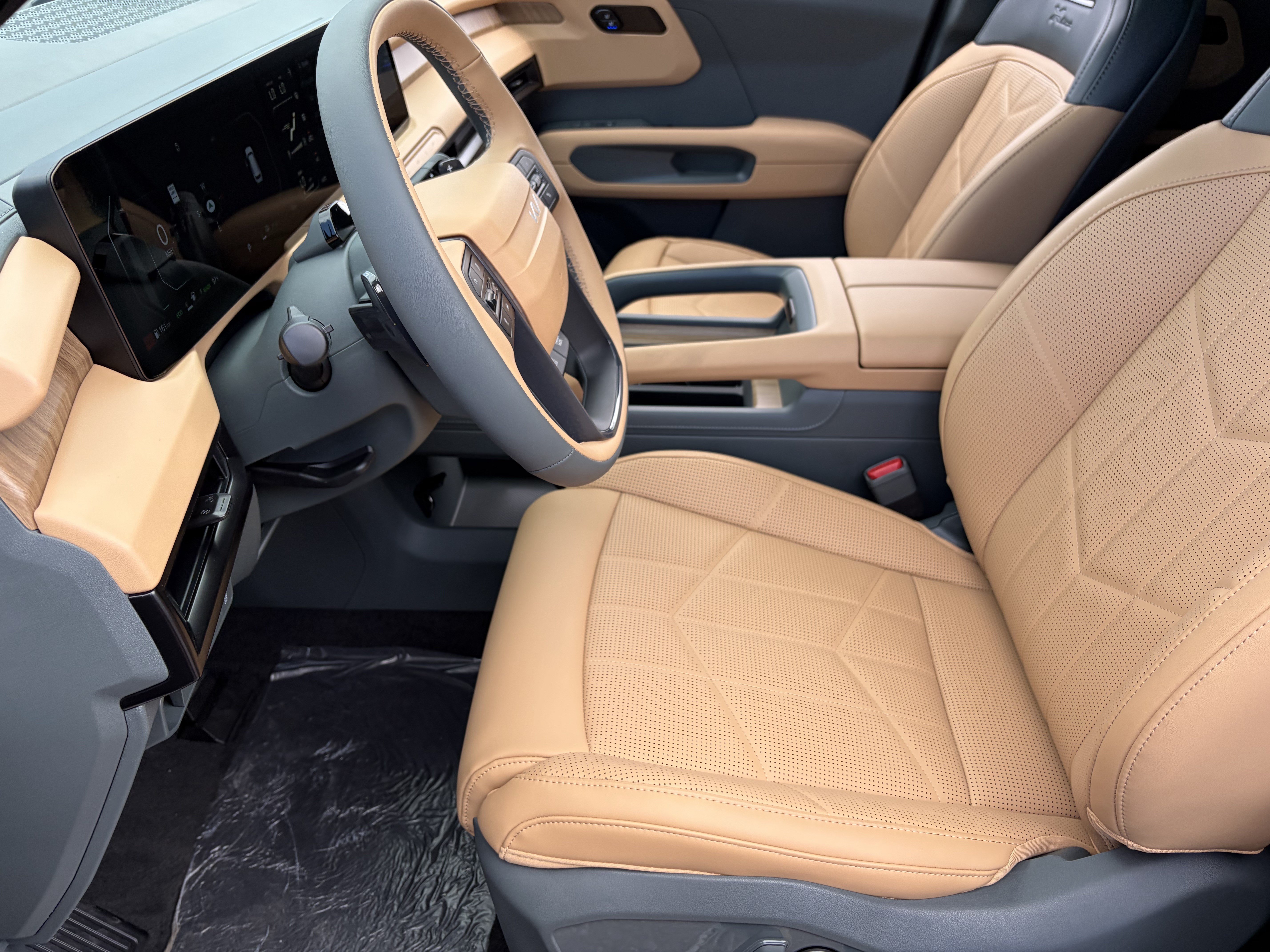 New 2027 Glacial White Pearl Kia X-LINE SX image 18