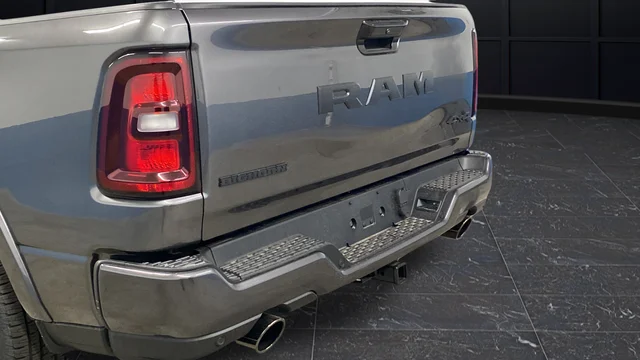 New 2026 Granite Crystal Metallic Clear-Coat Exterior Paint RAM Big Horn/Lone Star image 42