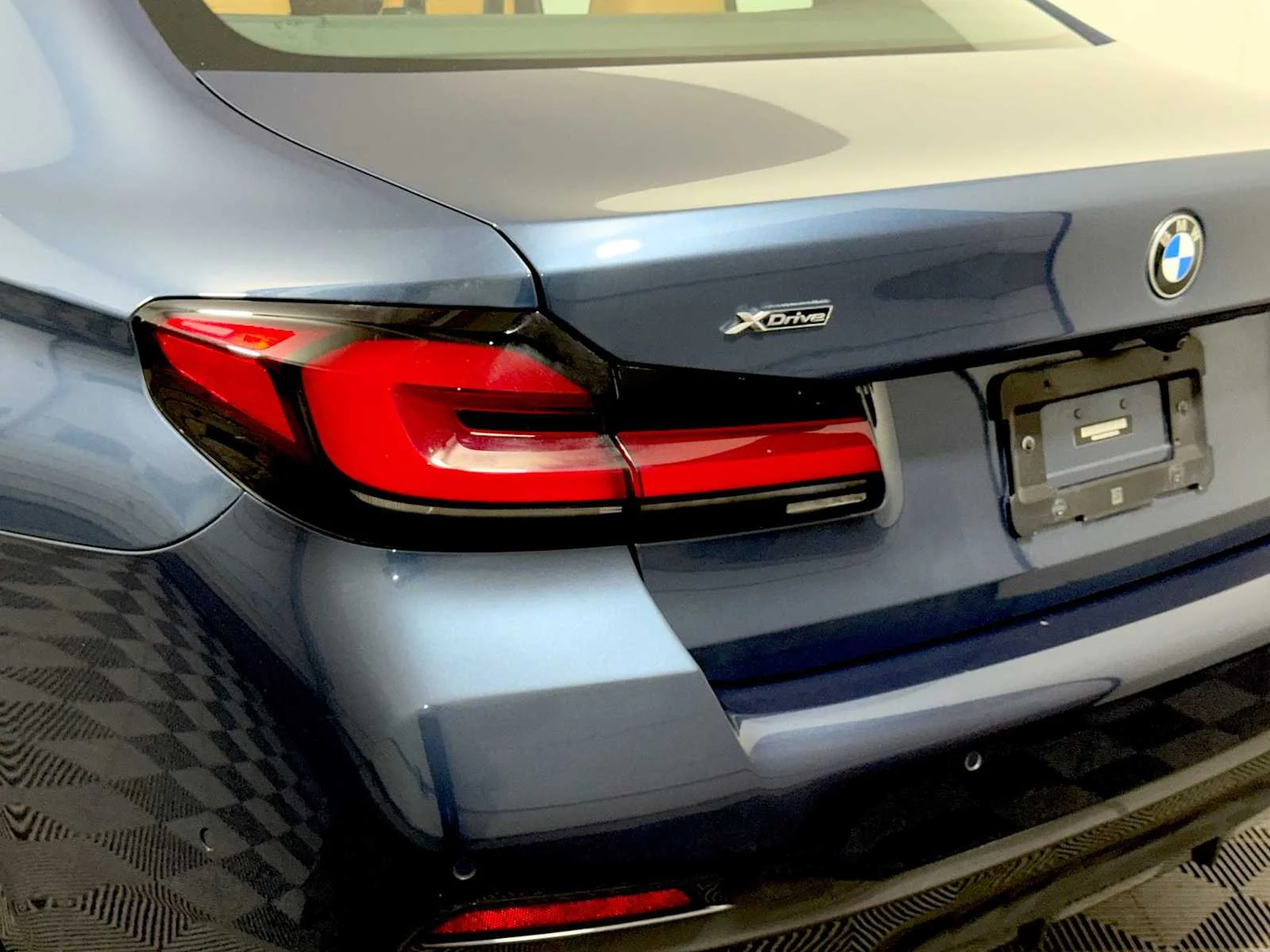 2023 BMW 5 Series 530i - Photo 27