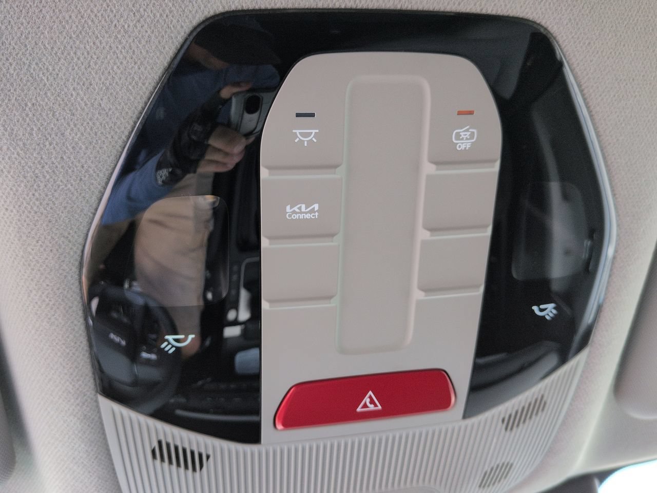 New 2027 Frost Blue Kia S image 23