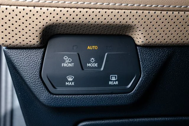 2026 Volkswagen Atlas Cross Sport SE w/Tech - Photo 21