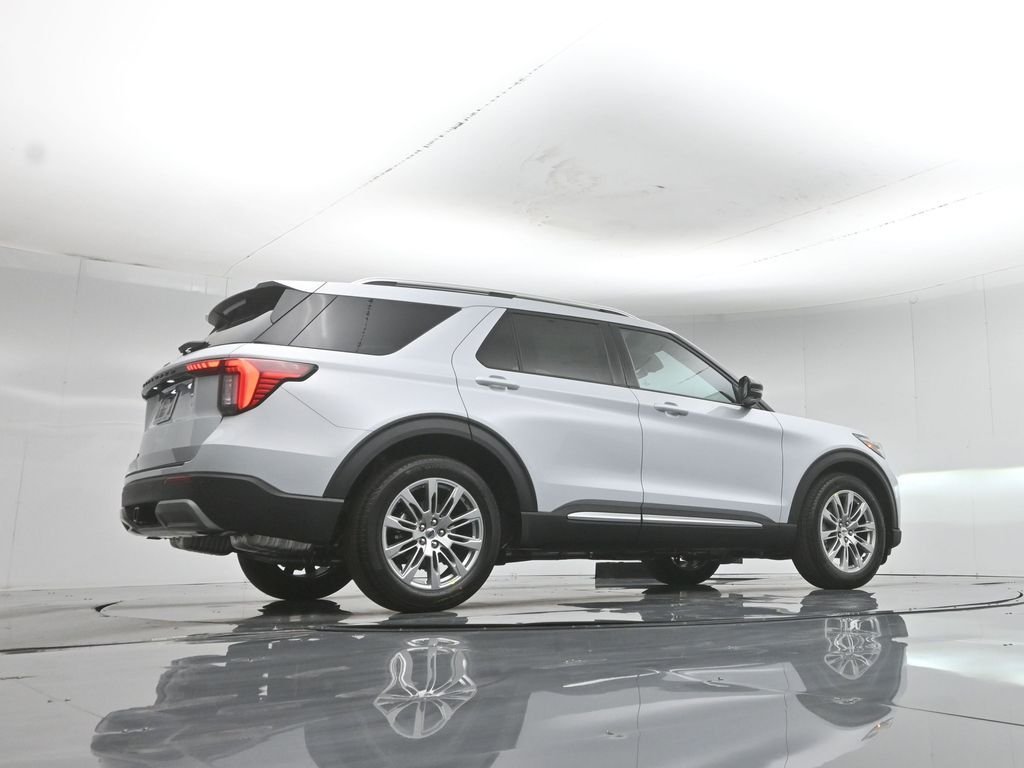 New 2026 Star White Metallic Tri-Coat Ford Platinum image 51