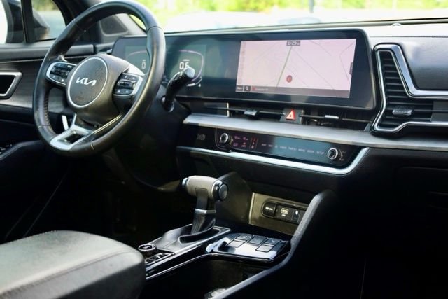 Used 2024 Green Kia X-Line image 39
