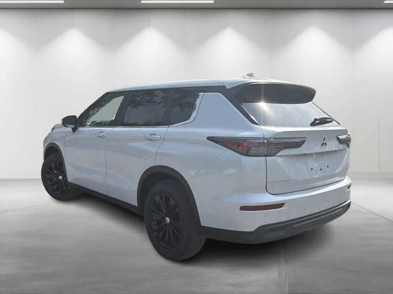 New 2026 White Diamond Mitsubishi ES 1.5T S-AWC image 5