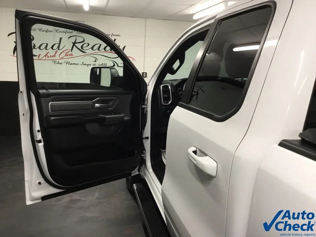 Used 2021 White Ram Big Horn/Lone Star image 25
